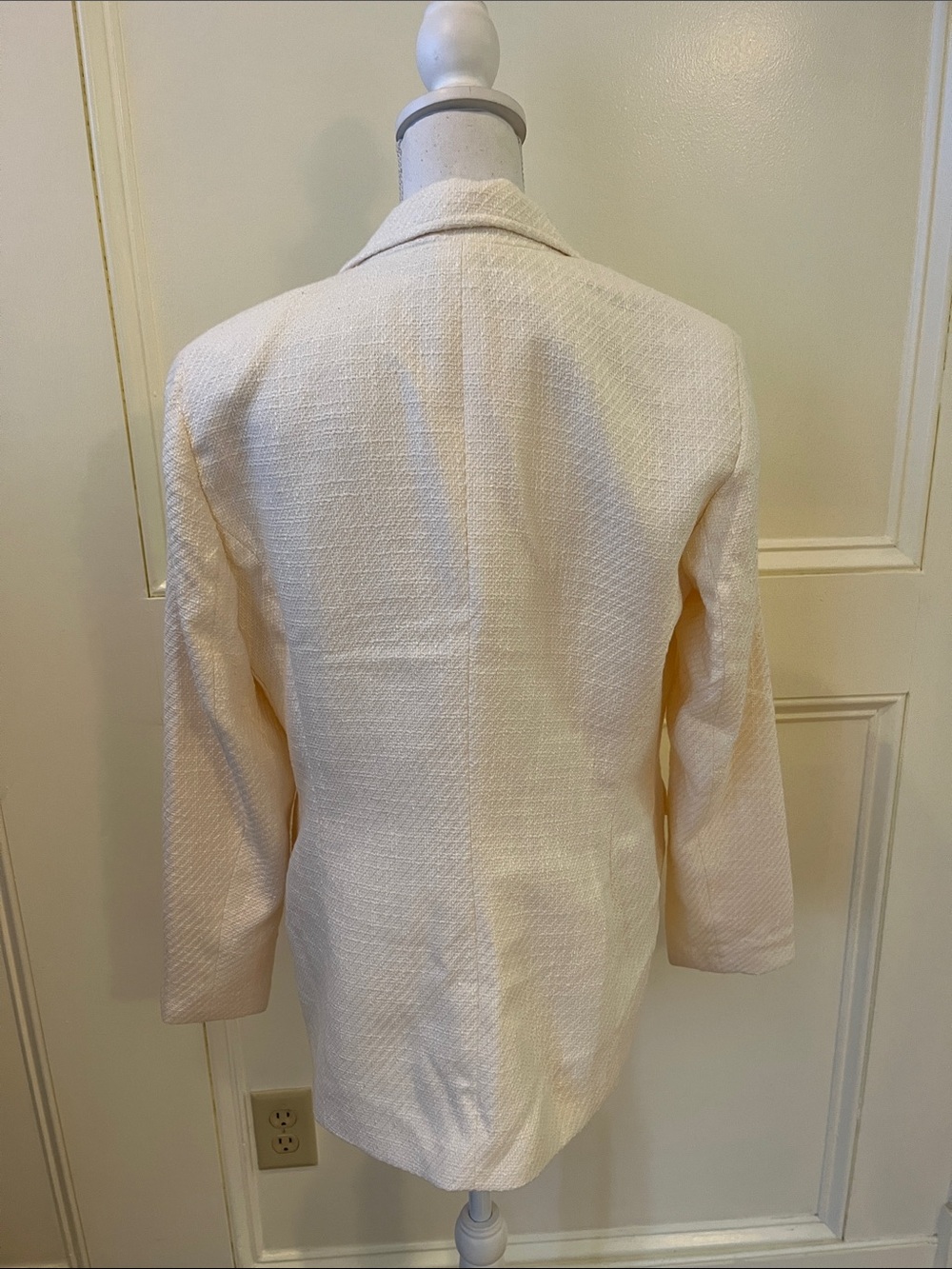Bar III Cream Single-Button Textured Blazer - Picture 8 of 11